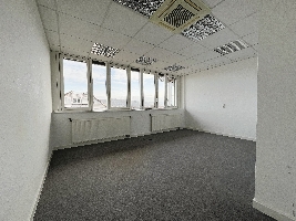 Büro exempl. 4. OG.jpg