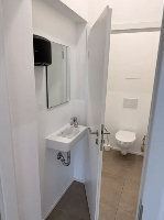 WC.JPG