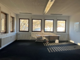 Büro_Innenansicht.jpg