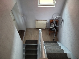 Hausflur vom DG aus.jpg