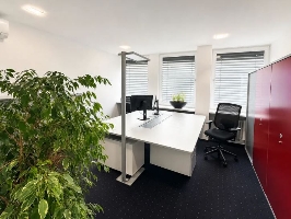Arbeitsplatz3.JPG