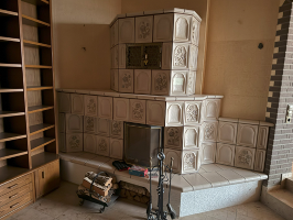 14 - Kaminzimmer EG mit Travertin Fußboden.png