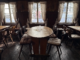 Gaststätte Innen.jpeg